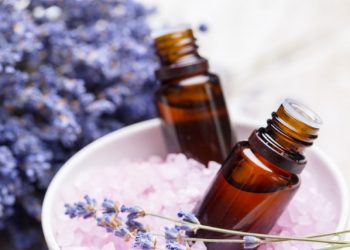 Managing Anxiety and Insomnia with Aromatherapy